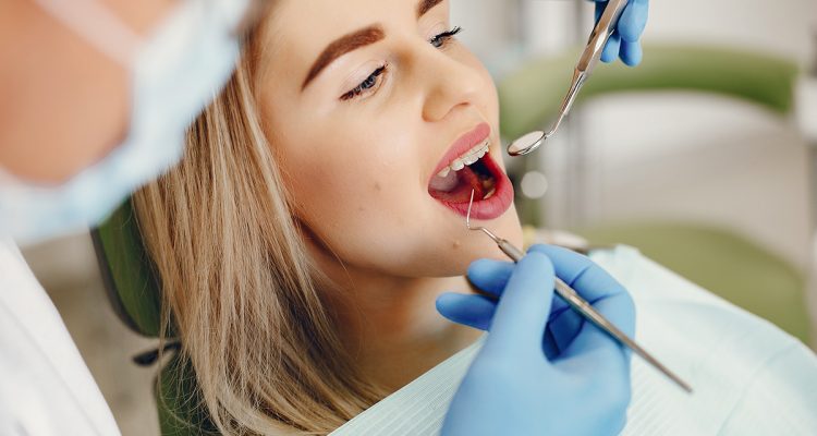 revision periodica al dentista